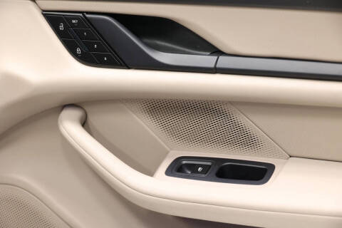 2022 Porsche Taycan 4 Cross Turismo