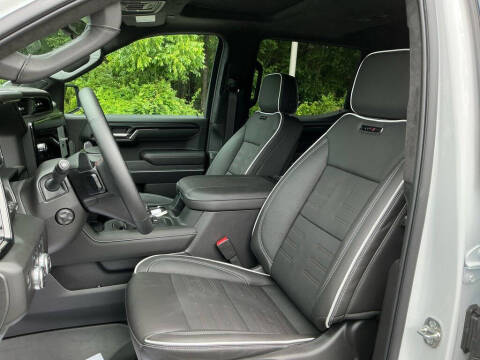 2025 GMC Sierra 1500 AT4X