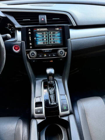 2017 Honda Civic Touring