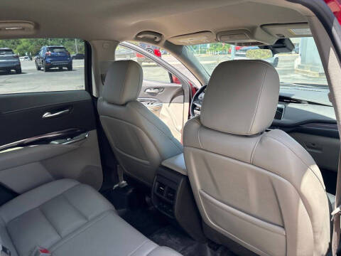 2022 Cadillac XT4 Luxury