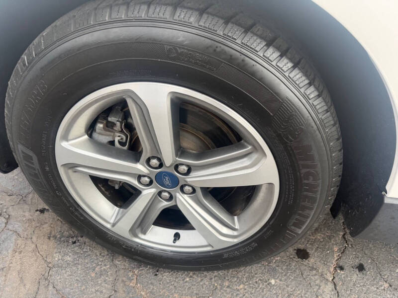 2019 Ford Edge SEL