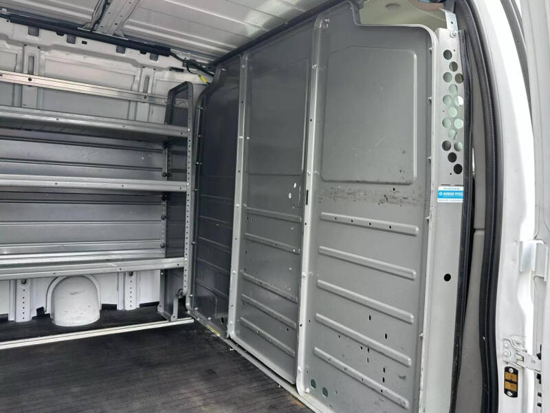 2020 Chevrolet Express 2500