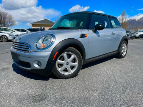 2009 MINI Cooper for sale at auto club in Lindon UT