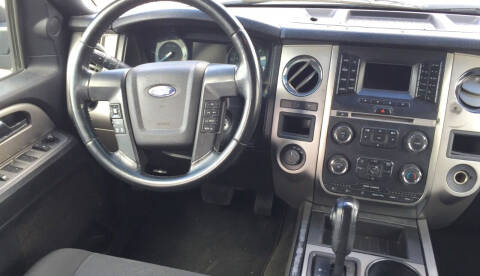 2017 Ford Expedition EL XLT