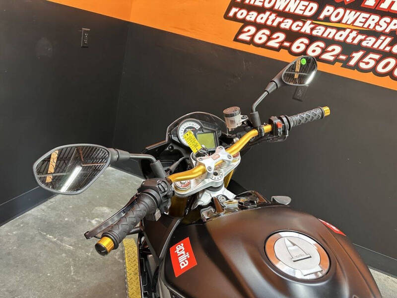 2012 Aprilia Tuono V4 R