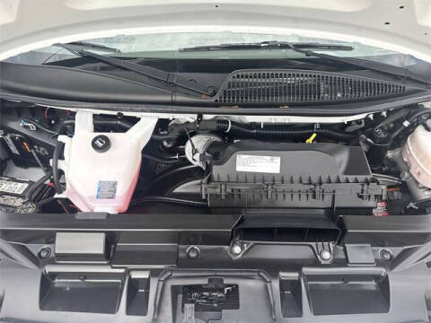 2023 GMC Savana 2500