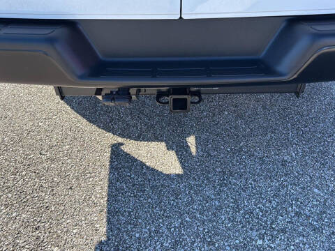 2025 Chevrolet Express 2500