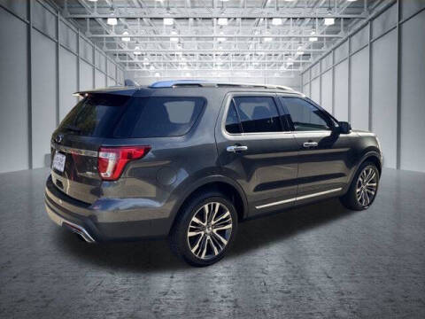 2017 Ford Explorer Platinum