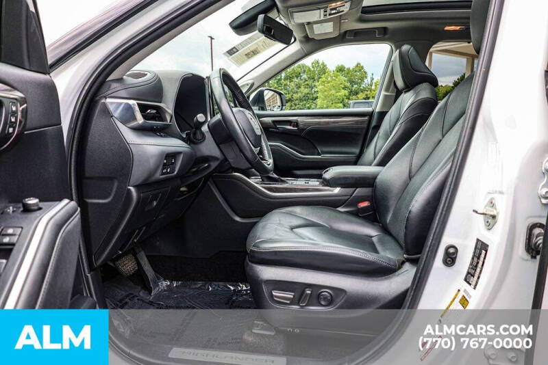 2023 Toyota Highlander Hybrid Limited