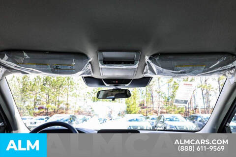 2025 Nissan Pathfinder S