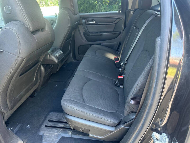 2013 GMC Acadia SLE-1