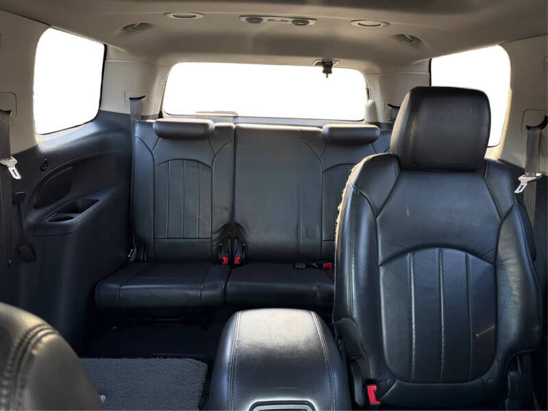 2011 GMC Acadia Denali