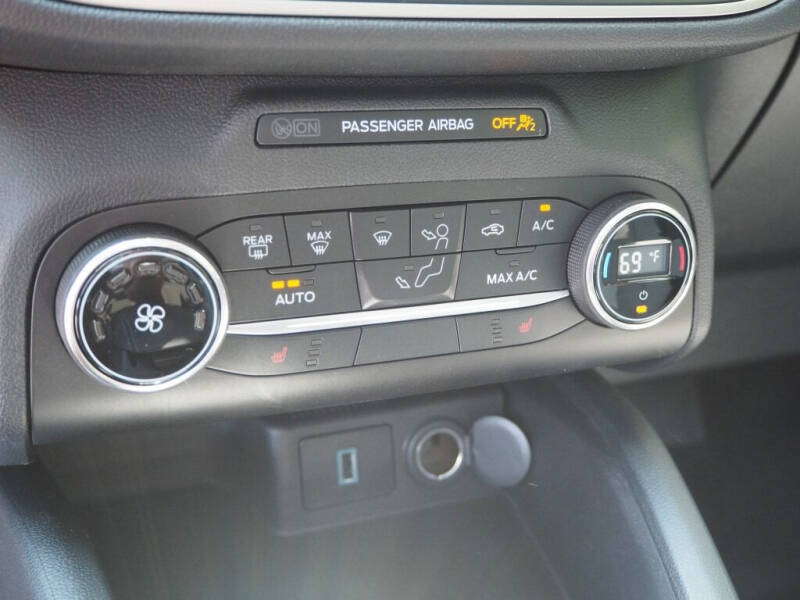 2020 Ford Escape SE