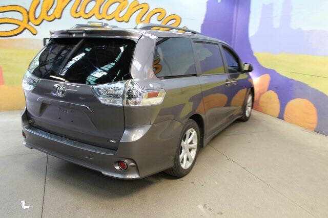 2020 Toyota Sienna
