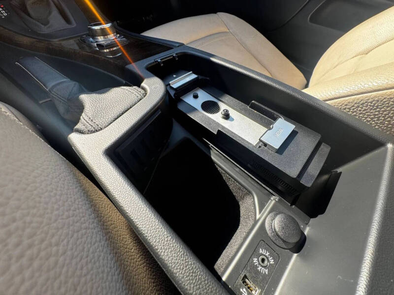 2012 BMW 3 Series