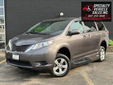 2016 Toyota Sienna LE Mobility 7-Passenger