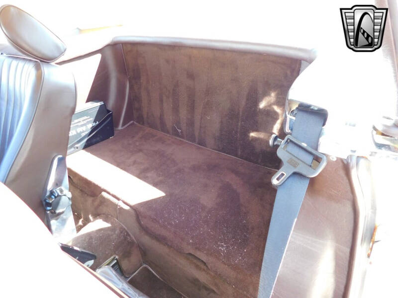 1987 Mercedes-Benz 560-Class 560 SL