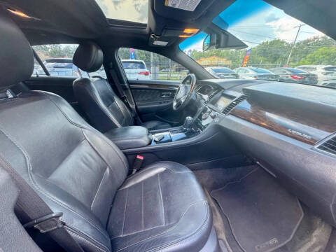 2017 Ford Taurus Limited