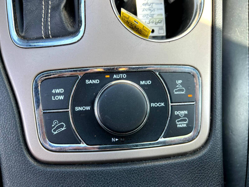 2016 Jeep Grand Cherokee Summit