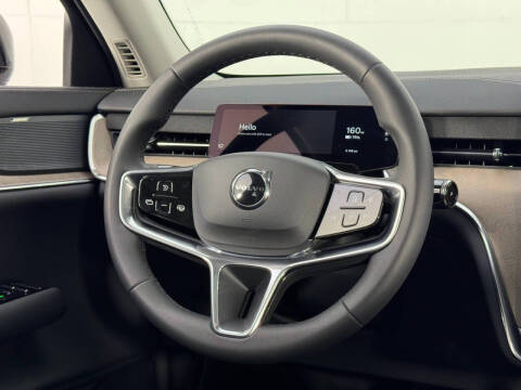 2025 Volvo EX90 Twin Plus 7P