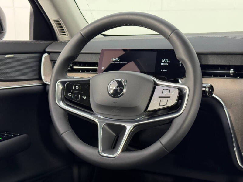 2025 Volvo EX90 Twin Plus 7P