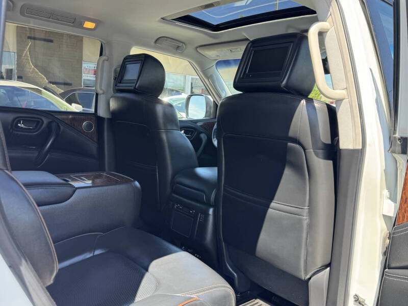 2017 Nissan Armada Platinum
