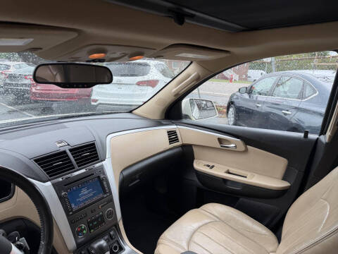 2011 Chevrolet Traverse LTZ