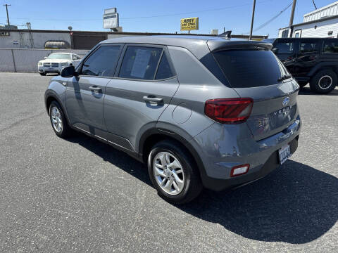 2021 Hyundai Venue SE