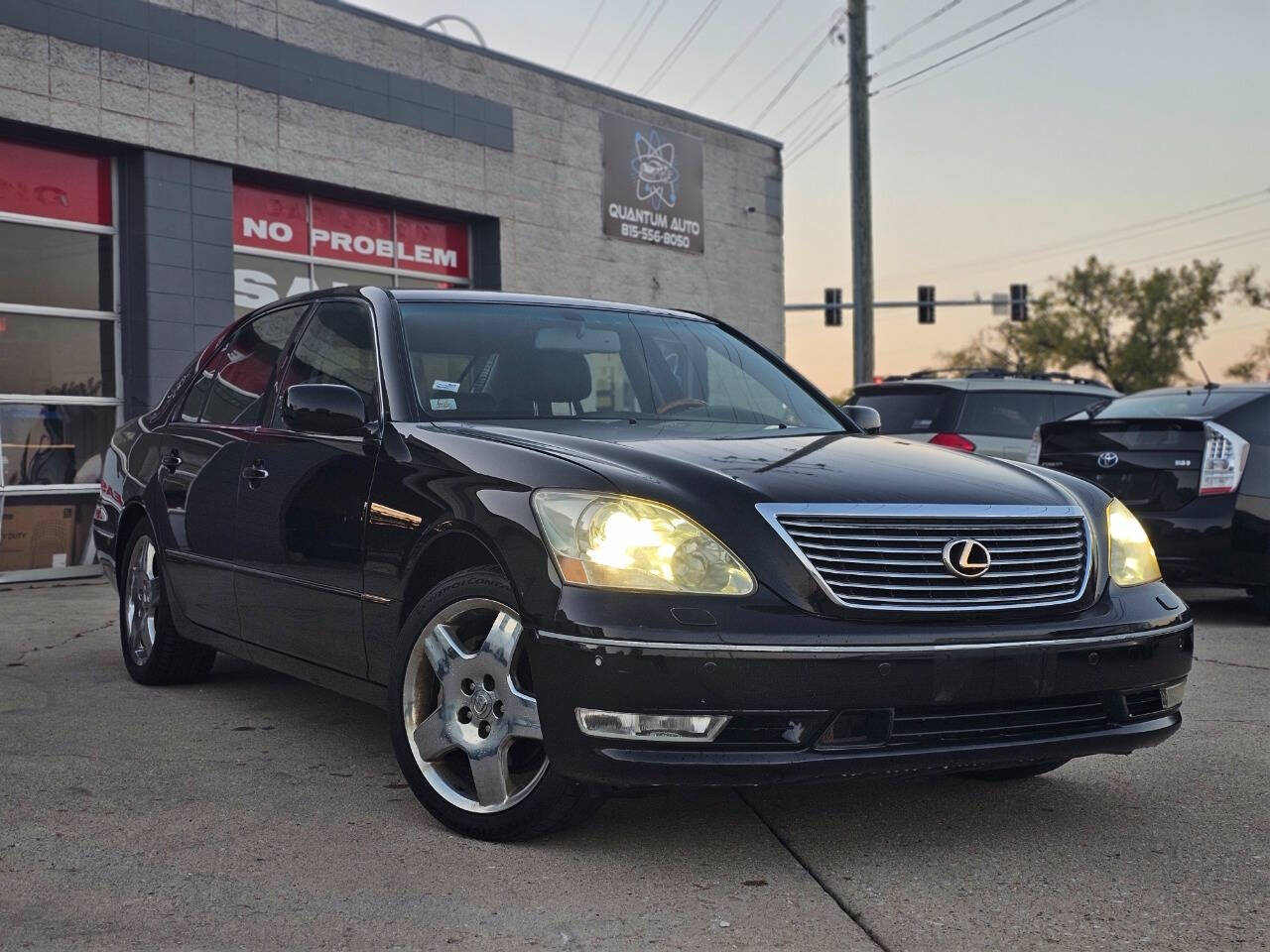 2005 Lexus LS 430 for sale at Quantum Auto Co in Plainfield, IL