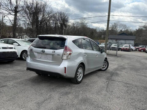 2015 Toyota Prius v Three