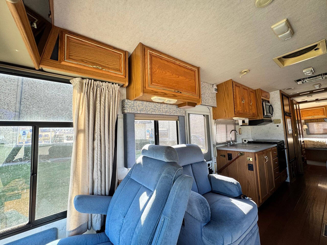 1996 Winnebago Adventurer for sale at Saccucci's Of Schaumburg in Schaumburg, IL