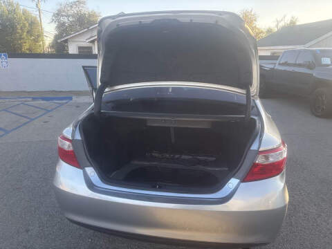 2015 Toyota Camry SE