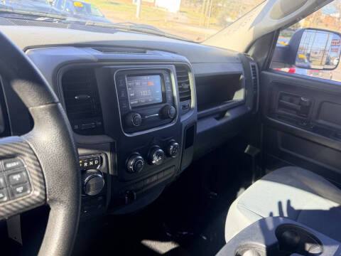 2017 RAM 1500 Express