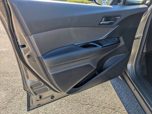 2021 Toyota C-HR XLE