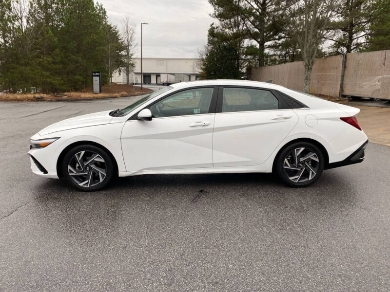 2024 Hyundai Elantra SEL
