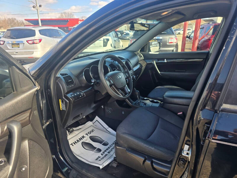 2012 Kia Sorento LX