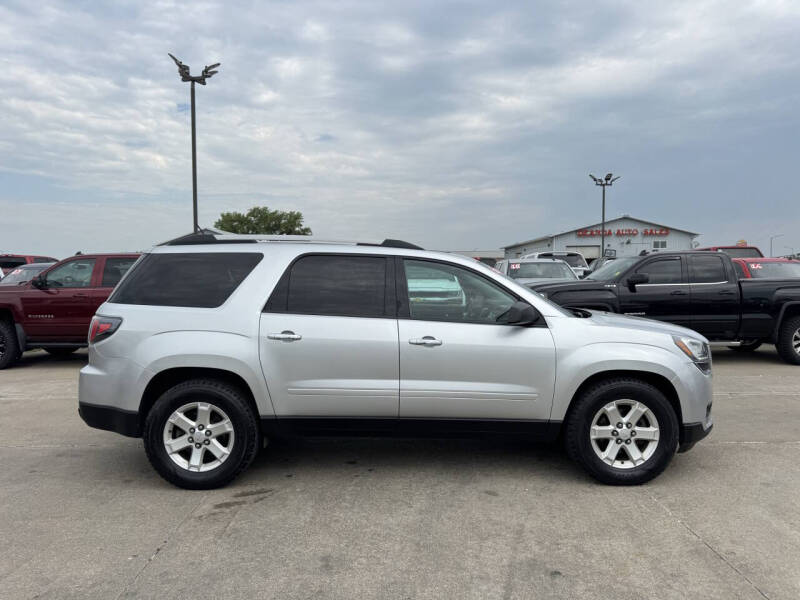 2015 GMC Acadia SLE-2