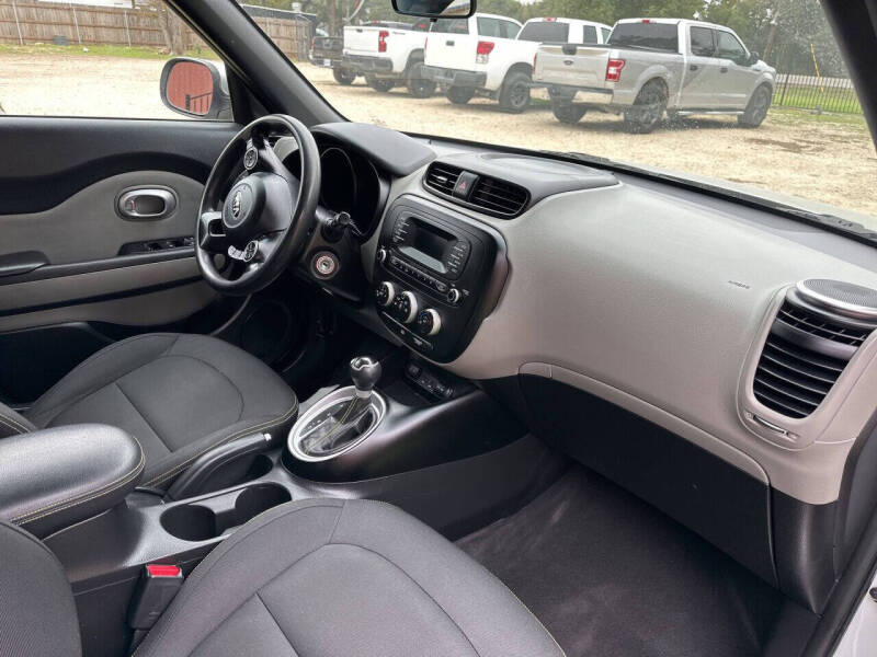 2014 Kia Soul +