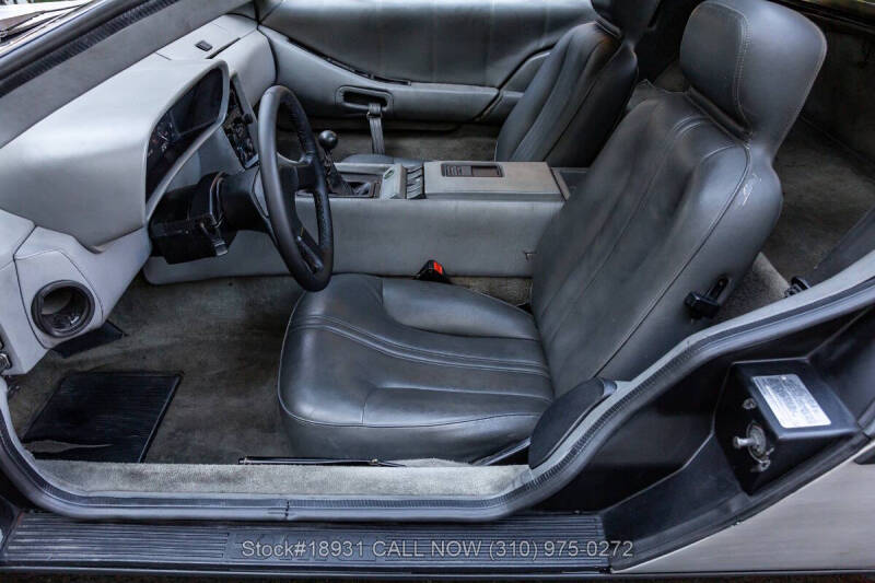 1981 DeLorean DMC-12