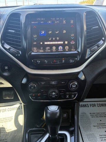 2017 Jeep Cherokee Overland