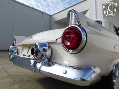1955 Ford Thunderbird