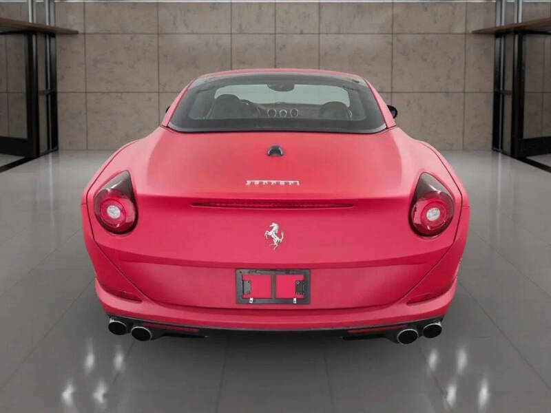 2016 Ferrari California T