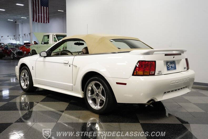 2001 Ford Mustang SVT Cobra