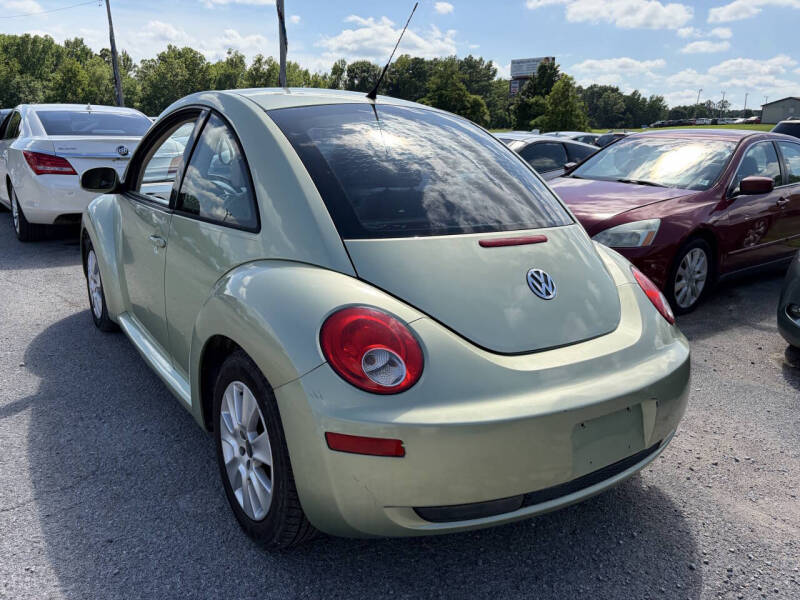 2008 Volkswagen New Beetle S