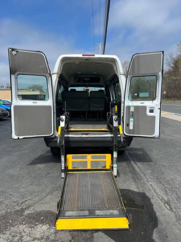 2014 Ford E-Series E-250