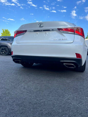 2017 Lexus IS 300