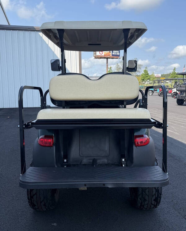 2009 Club Car Precedent