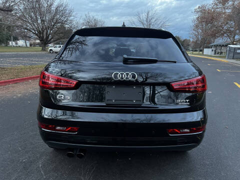 2018 Audi Q3 2.0T quattro Premium