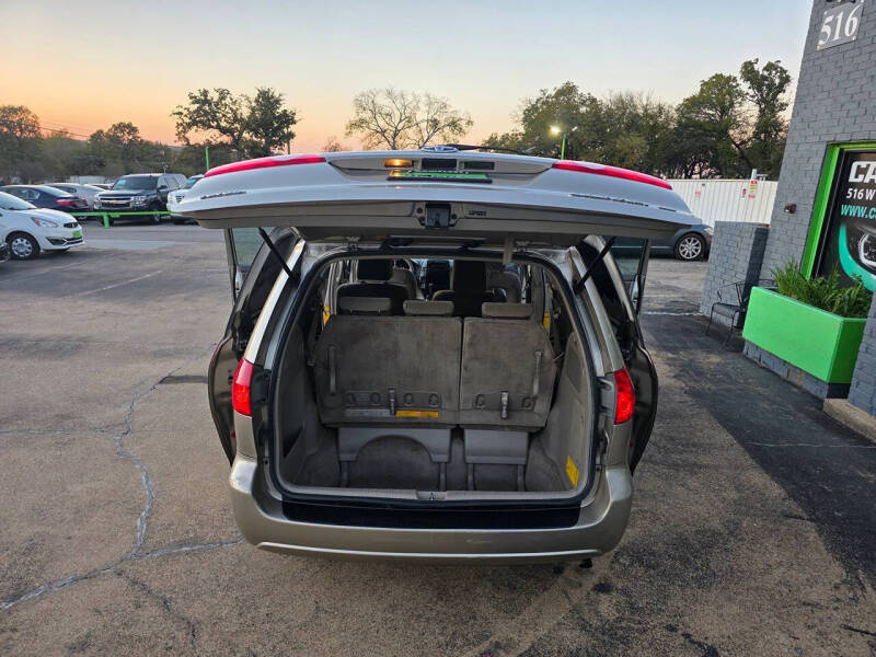 2009 Toyota Sienna LE 7-Passenger