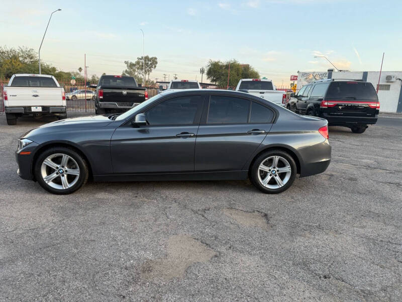 2013 BMW 3 Series 328i photo 24